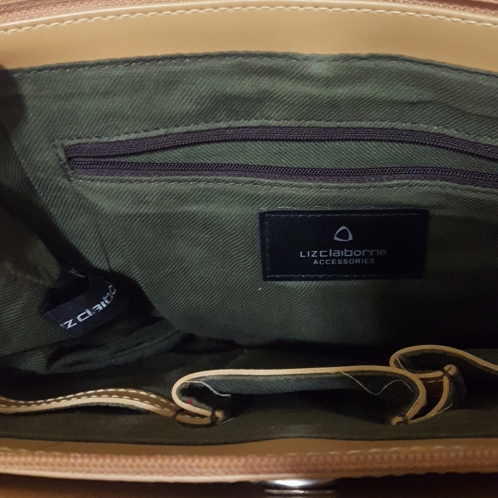 Handbag - Picture 3 of 4